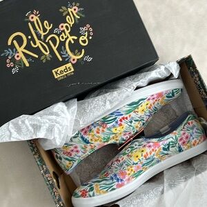 New Keds Rifle Paper Floral Chillax Sneakers Size 5.5